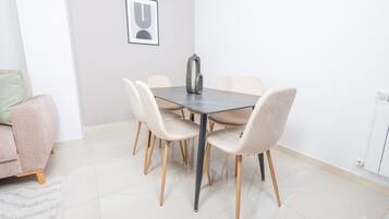 Apartment | In-room dining