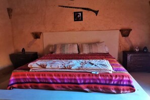4 bedrooms, WiFi, bed sheets