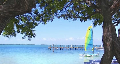 Villa in Key Largo – Gym, Pool + Beach