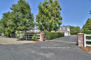 Enceinte de l’hébergement