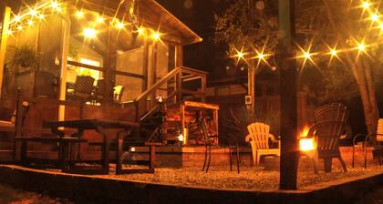 South central 4 bedroom house 3 minutes from Faurot Field! Its close and quiet.