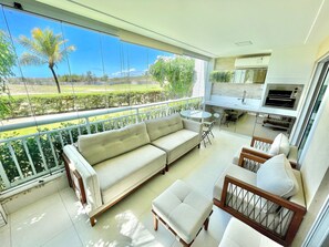 Apartamento design | Área de estar | TV de tela plana