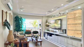 Apartemen | Area keluarga | TV layar datar