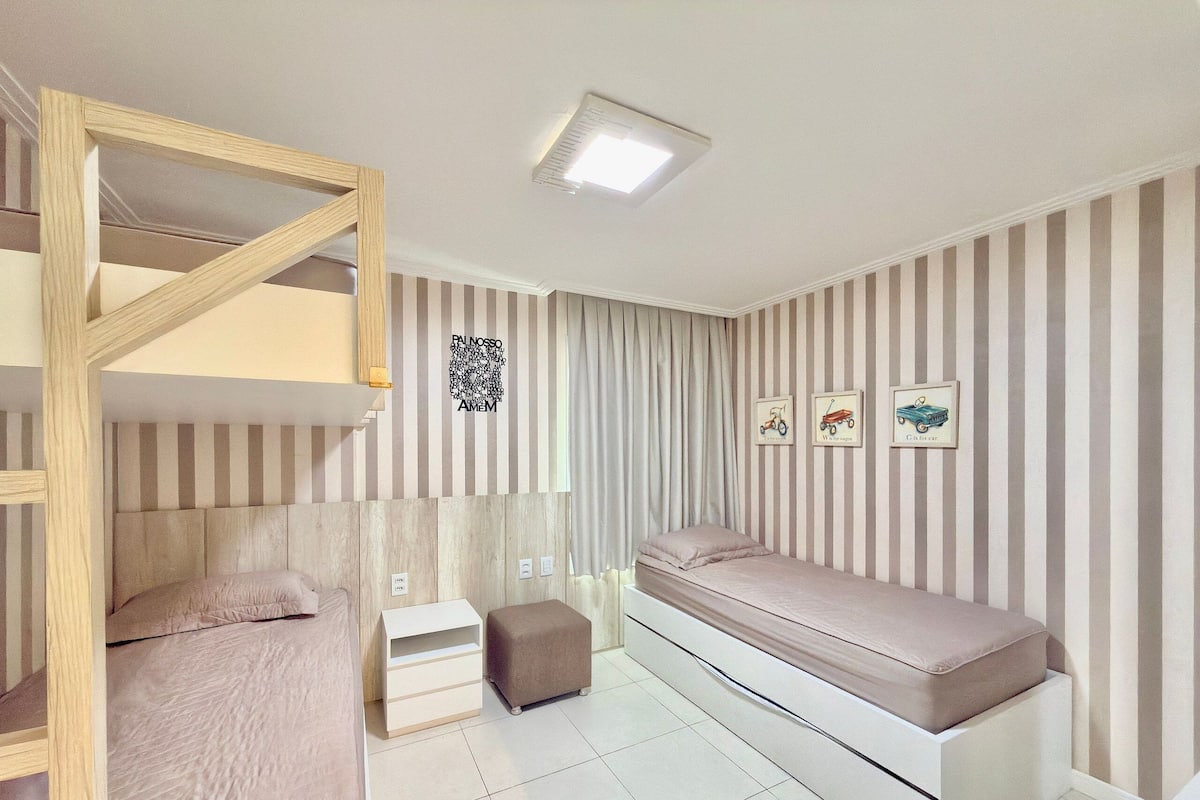 Premium Apartment | Desk, soundproofing, free WiFi