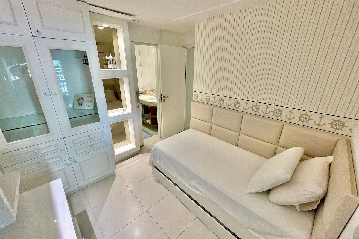 LĂ€genhet Design | 3 sovrum, skrivbord, ljudisolering och gratis wi-fi