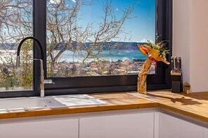 Interior - Dalmatian Oasis Luxury Villa (Kaštel Lukšić)