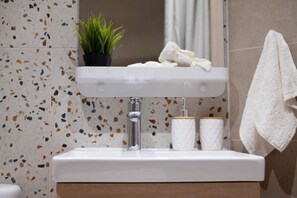 Gratis toiletartikler, hårtørrer, håndklæder, Sæbe