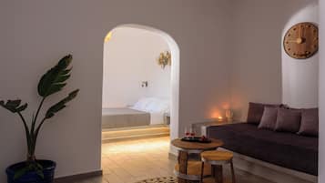 Superior-sviitti, poreamme | 1 makuuhuone, ilmainen Wi-Fi, vuodevaatteet