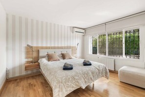 7 slaapkamers, een bureau, wifi, beddengoed