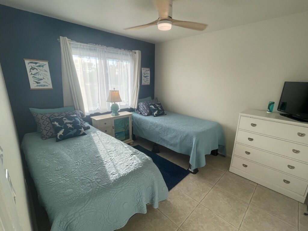 3 habitaciones, escritorio, cuna de viaje y wifi 