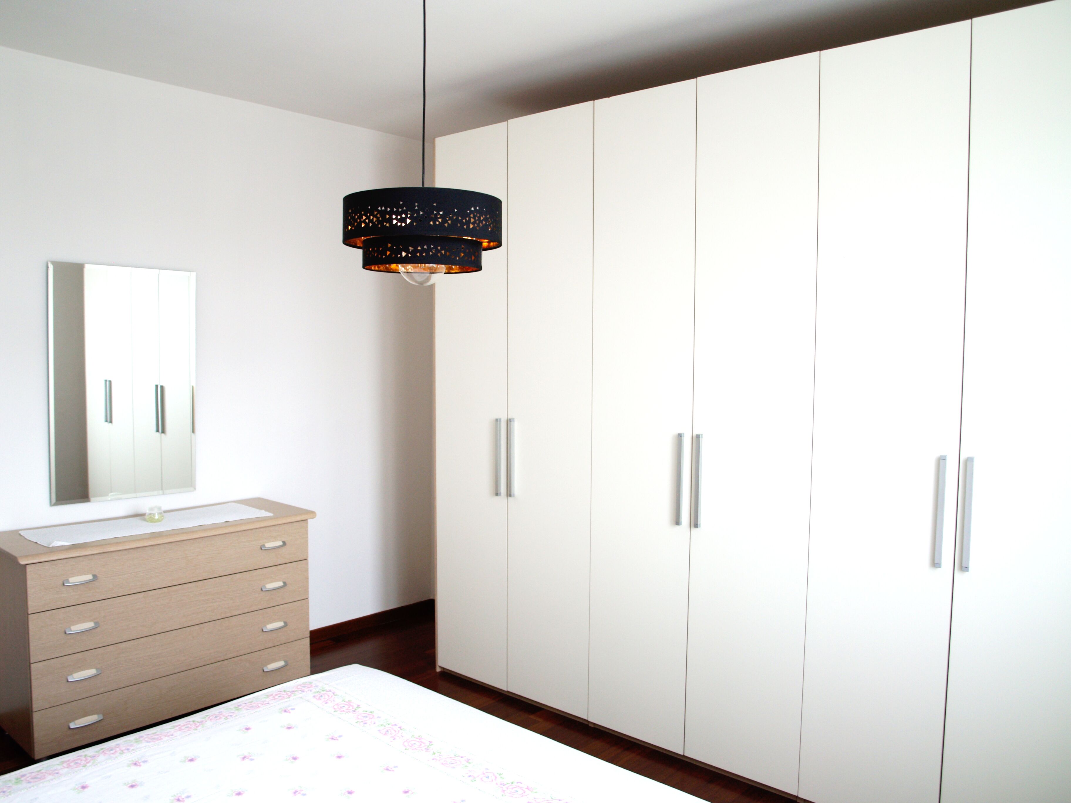 1 chambre, bureau, fer et planche à repasser, Wi-Fi gratuit