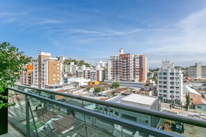 Property grounds - WI-FI 150mb | Balcony with SEA View #CA50 (Florianópolis)
