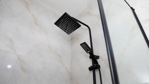 Hand-held showerhead