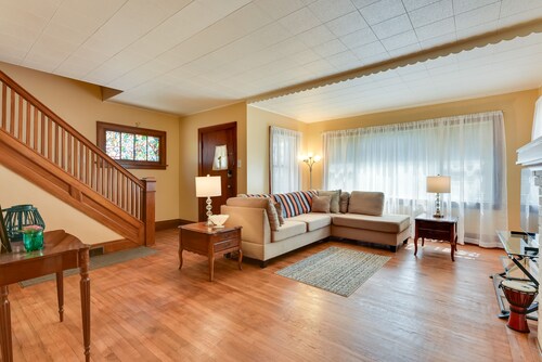 ~ 8 Mi From Canalside! Buffalo Vacation Rental