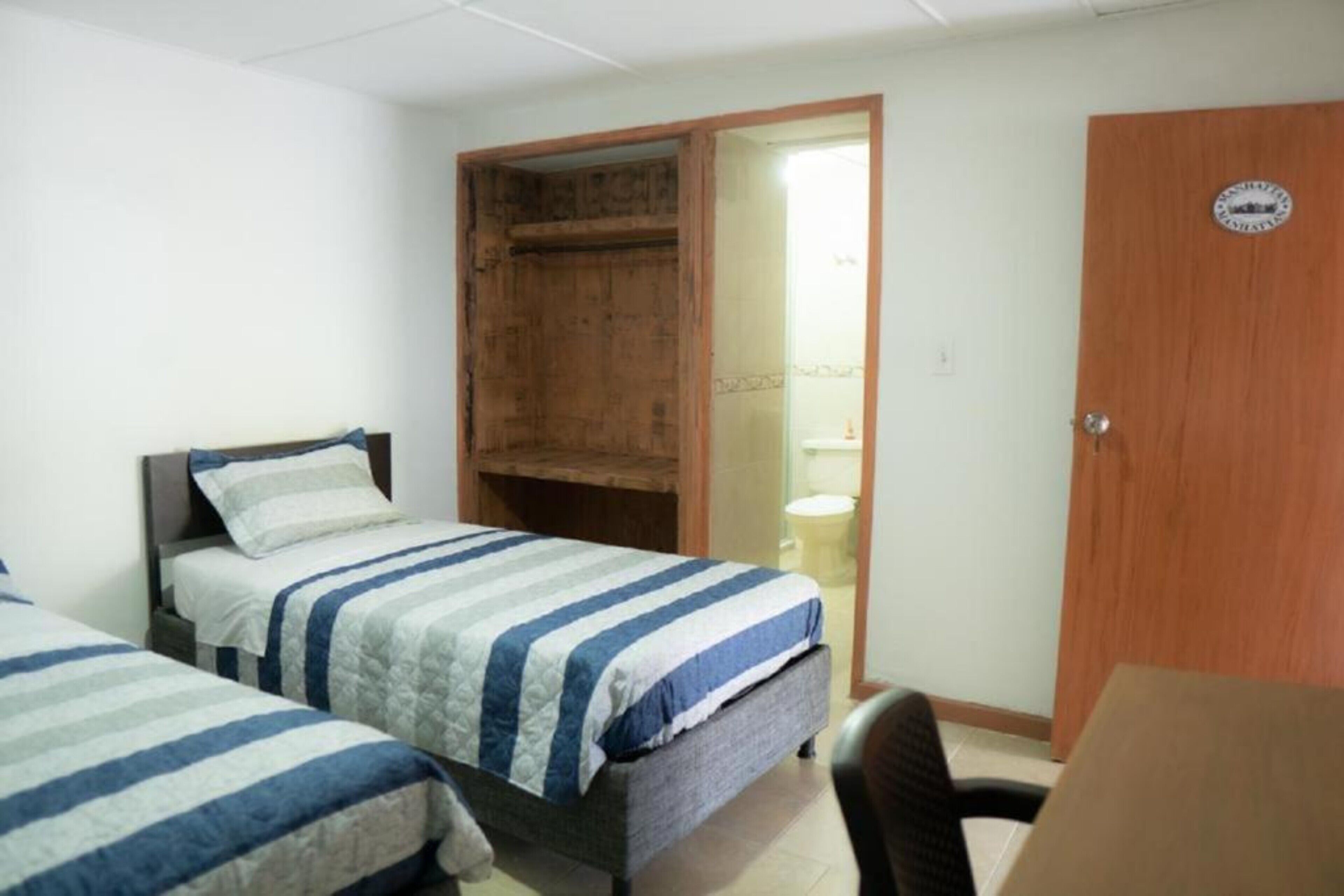 Foto - The American Corner Hostel & Gastro Bar