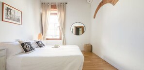 4 Schlafzimmer, Bügeleisen/Bügelbrett, WLAN, Bettwäsche