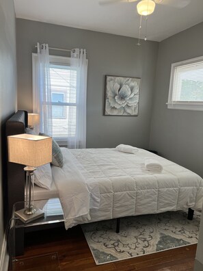 2 bedrooms, iron/ironing board, free WiFi, bed sheets