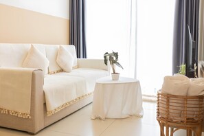 Téléviseur ACL de 36 po avec télévision par câble