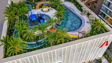 Children’s play area – outdoor