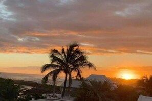 Una spiaggia nelle vicinanze