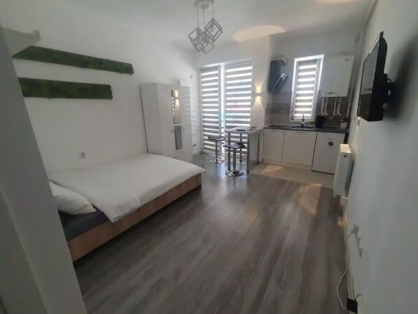 1 室のベッドルーム、アイロン / アイロン台、WiFi、ベッドシーツ