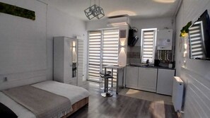 1 makuuhuone, silitysrauta/-lauta, Wi-Fi, vuodevaatteet