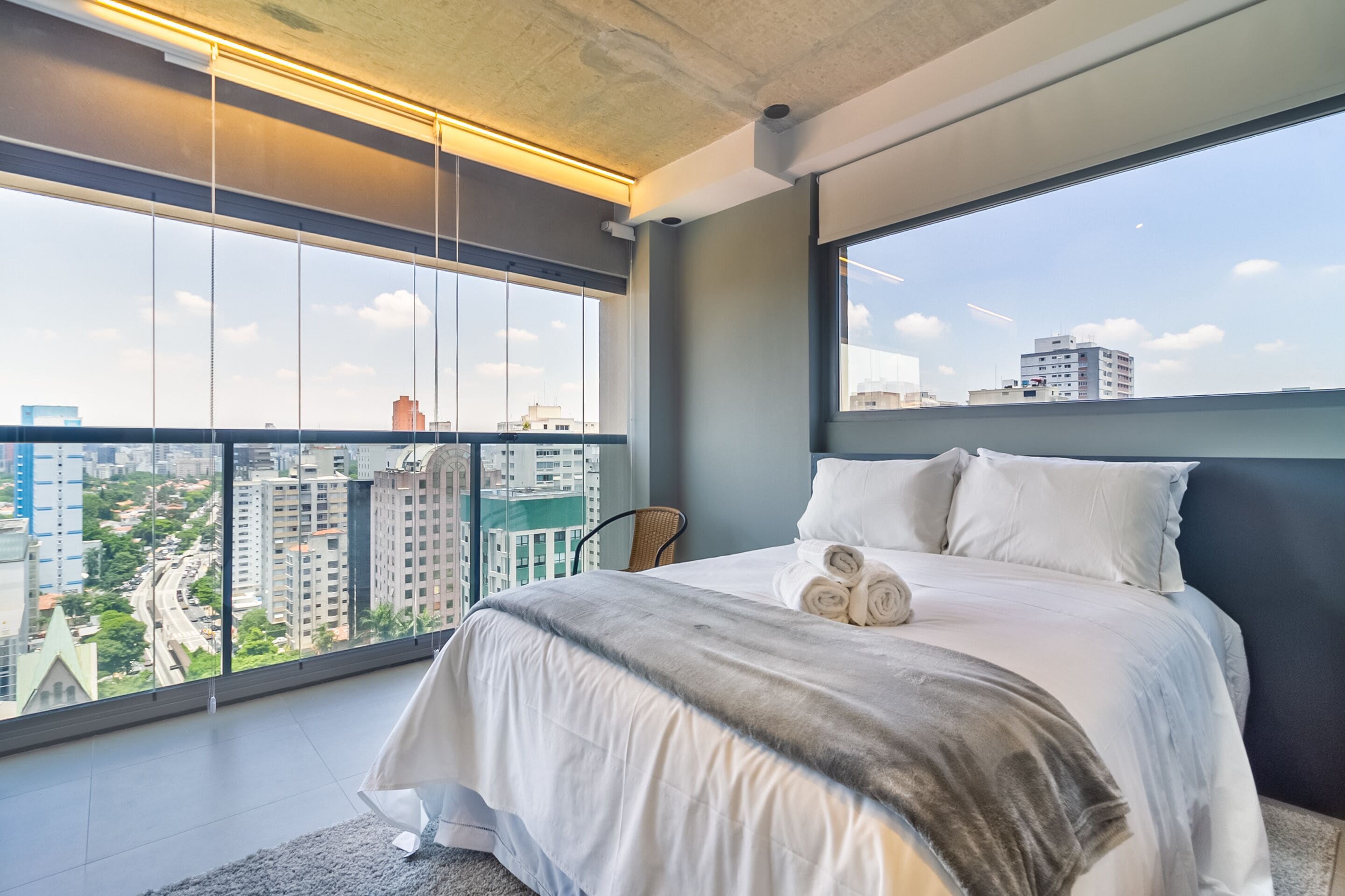 Studio Exclusive (DESATIVADO) | Bàn, khu vực làm việc phù hợp cho laptop 