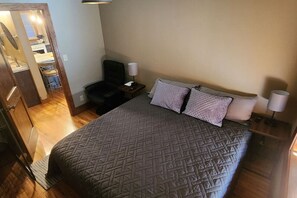 1 bedroom, iron/ironing board, WiFi, bed sheets
