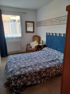 2 Schlafzimmer, Bügeleisen/Bügelbrett, Reisekinderbett, kostenloses WLAN