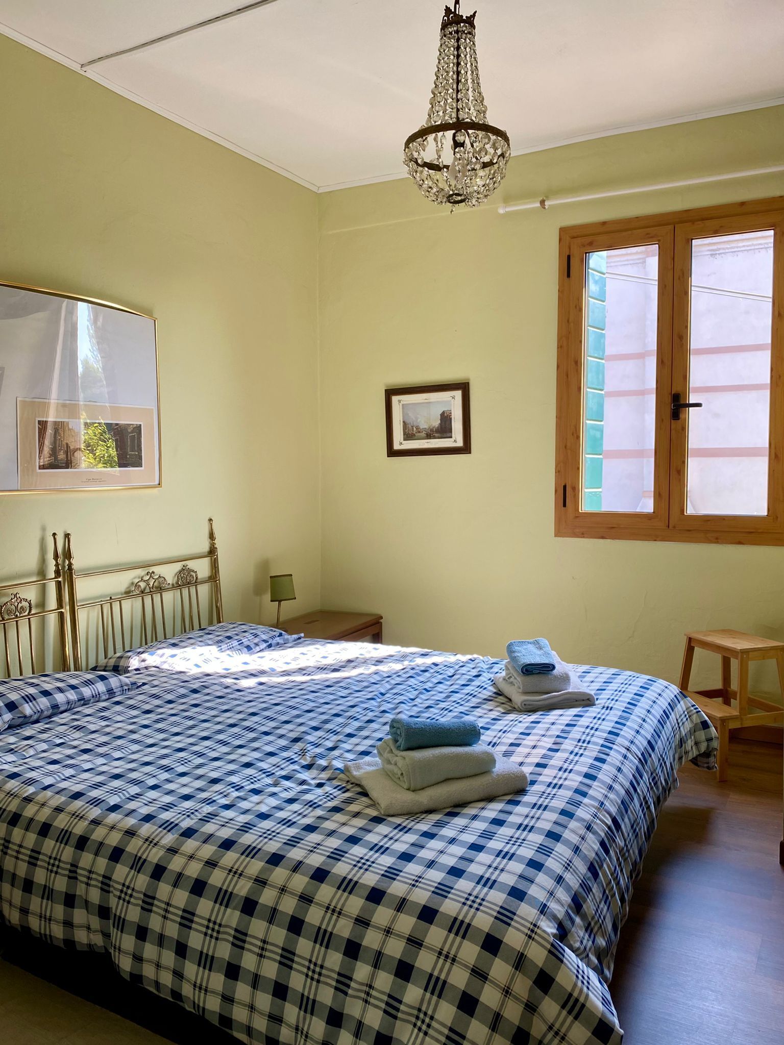 2 Schlafzimmer, Schreibtisch, WLAN, Bettwäsche