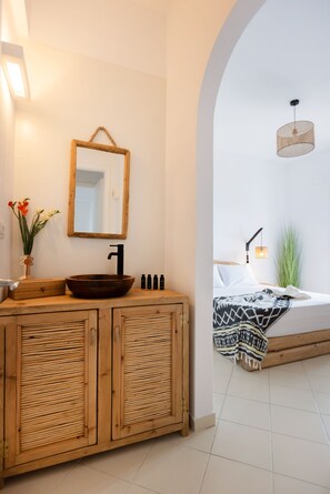 Standard Double Room, 1 Bedroom, Hill View | Soundproofing, free WiFi, bed sheets - ACOYA RESIDENCES (Paros)