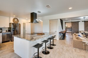 Interior - Cozy Interior + Lake View: McKinney Ranch Home! (McKinney)