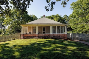 Exterior - Relaxing Home on the Outskirts! (Independence)