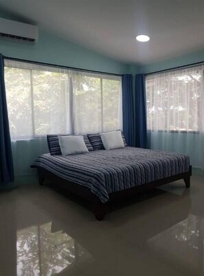 4 Schlafzimmer, WLAN