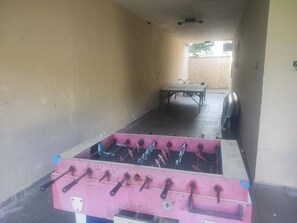 Terrace/patio - Casa com 4 Quartos a 300 Metros da Praia (Jardim Casa Branca Caraguatatuba)
