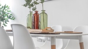 Căn hộ cơ bản | Khu vực ăn uống tại phòng