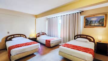 Basic Triple Room | Blackout drapes, free WiFi, bed sheets