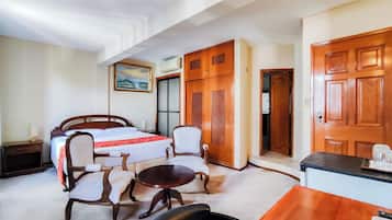 Premium-Zimmer | Verdunkelungsvorhänge, kostenloses WLAN, Bettwäsche