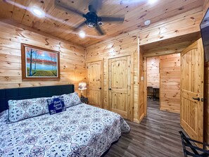 4 bedrooms, in-room safe, iron/ironing board, travel cot