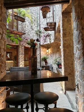 Lobby lounge - La Bella Toscana Centro (Santeagueda)