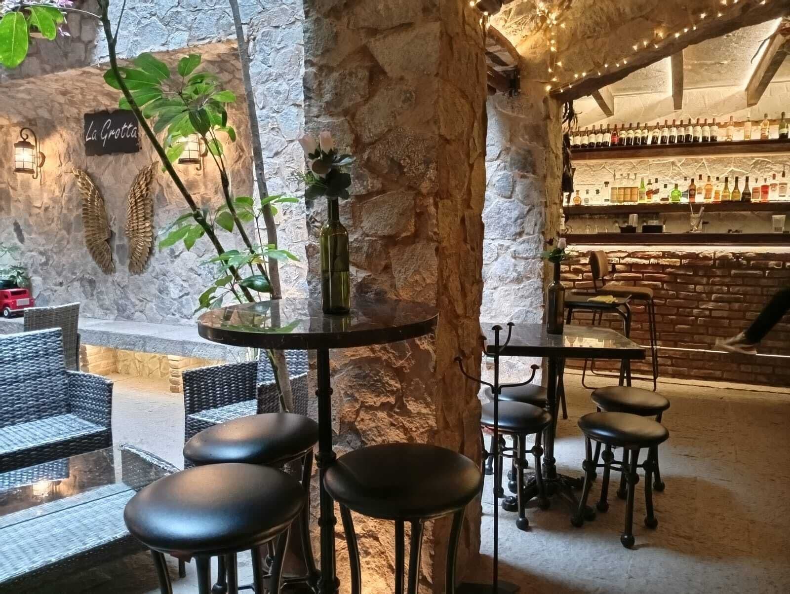 ロビーラウンジ