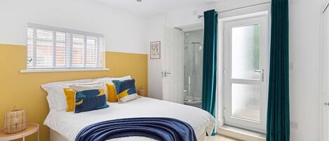 2 Schlafzimmer, Bügeleisen/Bügelbrett, WLAN, Bettwäsche