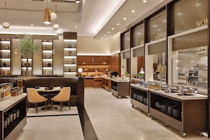 Free daily buffet breakfast