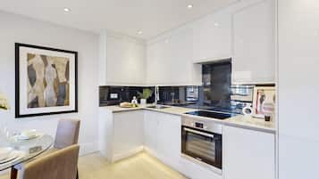 Superior Apartment, Private Bathroom | Private kitchen | Full-sized fridge, microwave, oven, stovetop