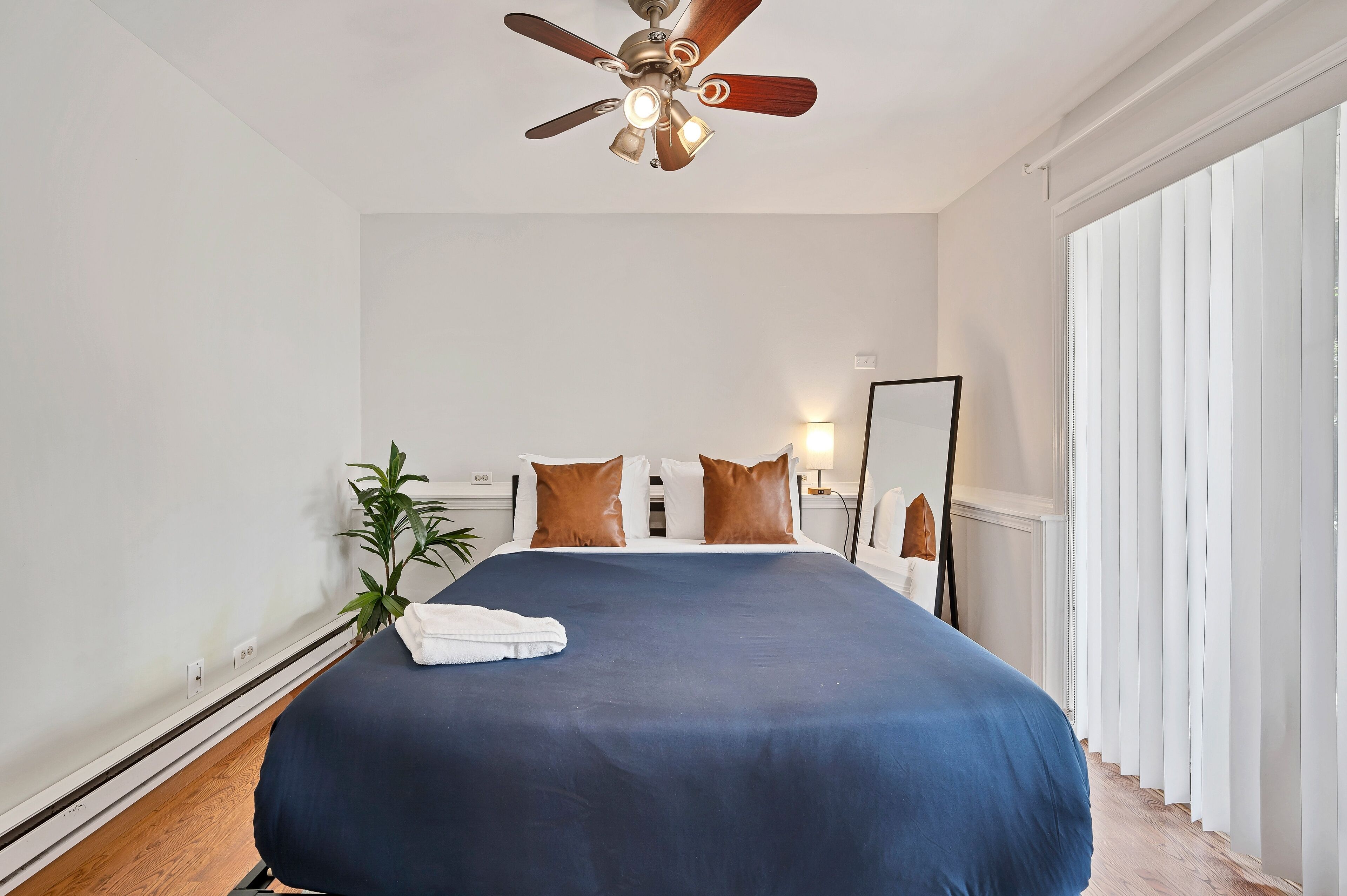 3 bedrooms, iron/ironing board, travel crib, WiFi