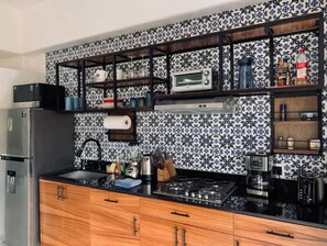 Fridge, microwave, oven, stovetop