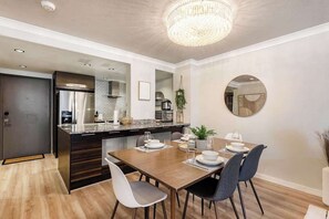 Dining - Modern Escape in Heart of Denver (Denver)