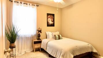 4 bedrooms, in-room safe, iron/ironing board, free WiFi