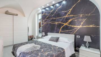 2 camere, una cassaforte in camera, ferro/asse da stiro