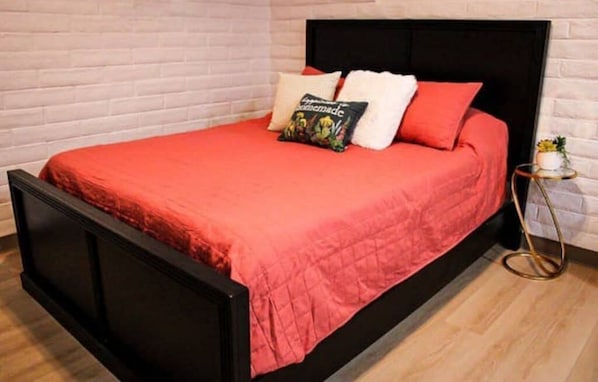 In-room safe, travel cot, free WiFi, bed sheets